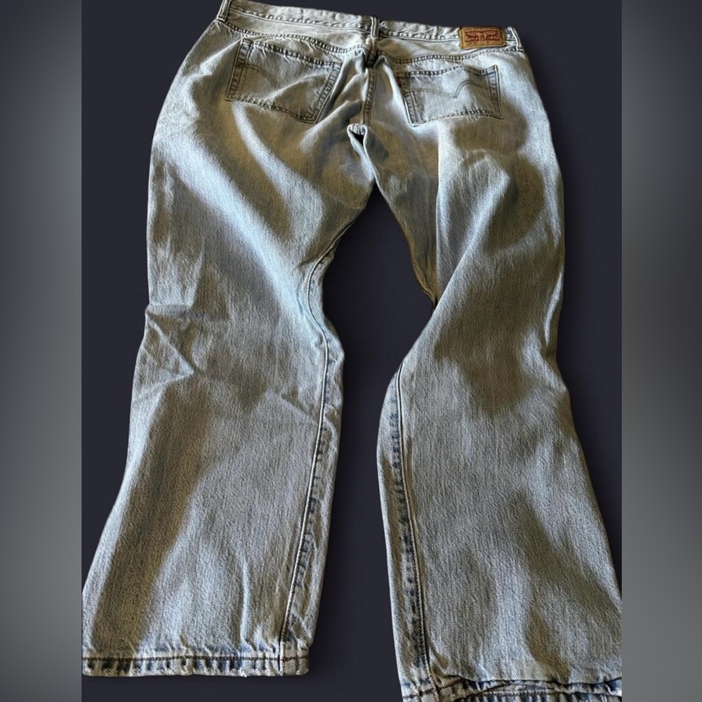 Levi's 501 CT Distressed Jeans - Picture 6 of 11